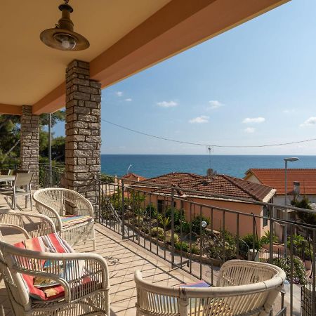 Holiday Home Irma By Interhome Cipressa エクステリア 写真