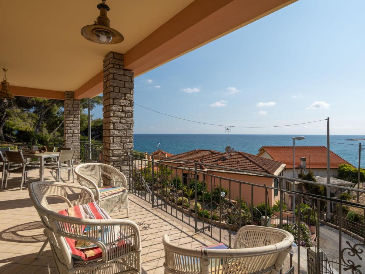 Holiday Home Irma By Interhome Cipressa エクステリア 写真